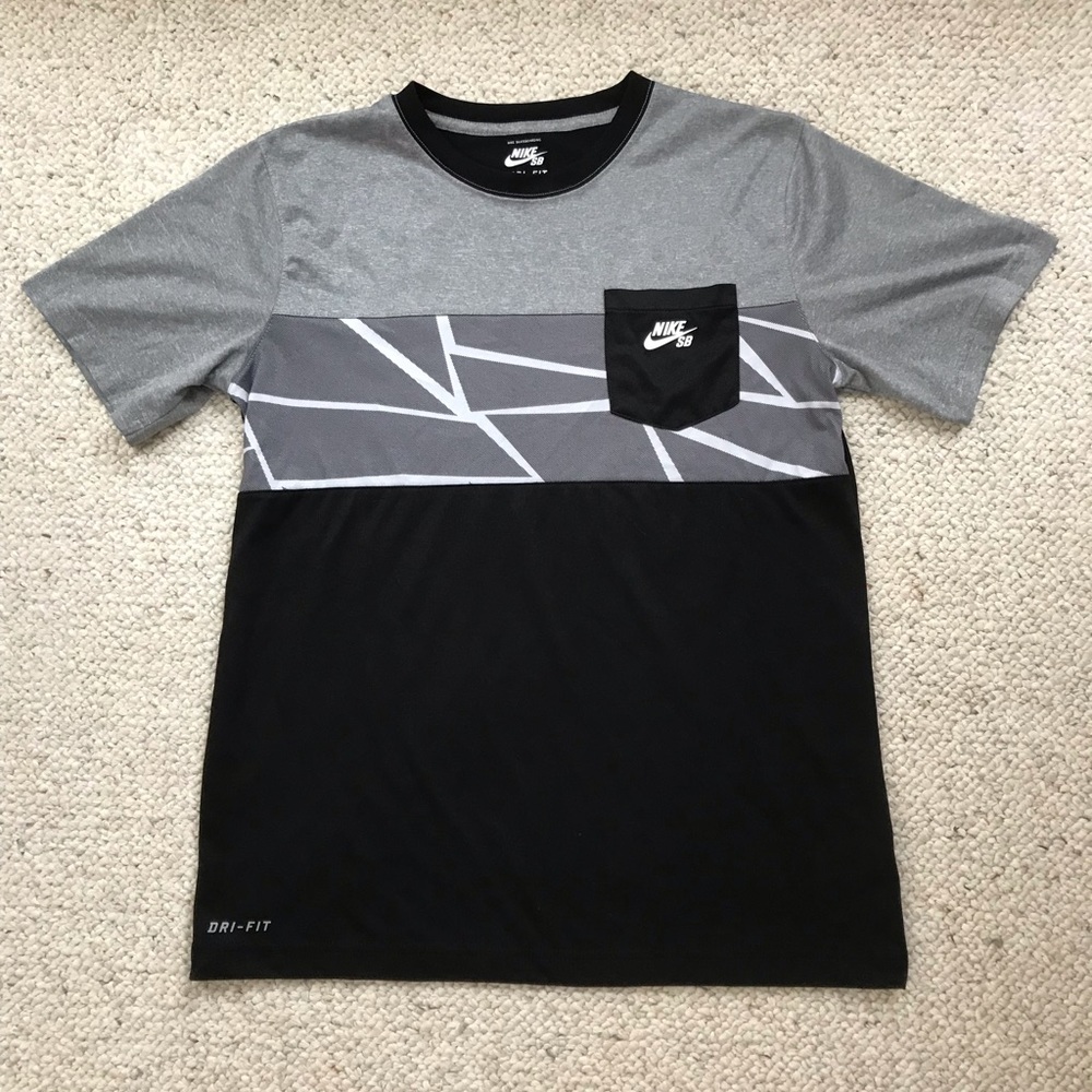 NIKE SKATEBOARDING TEE DRI-FIT